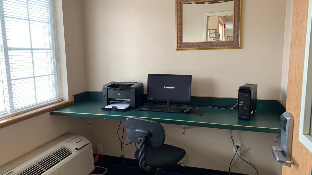 Fairbridge Inn And Suites - Miles City Buitenkant foto