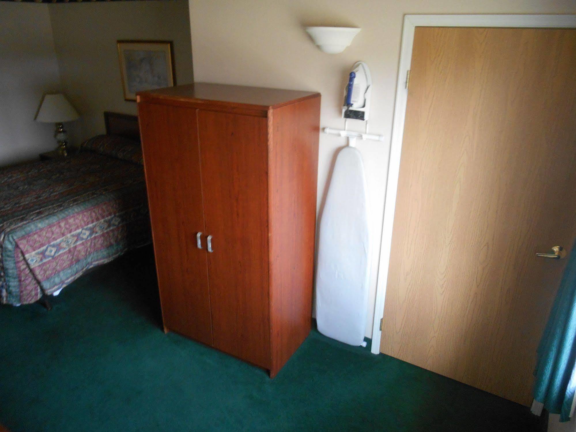 Fairbridge Inn And Suites - Miles City Buitenkant foto