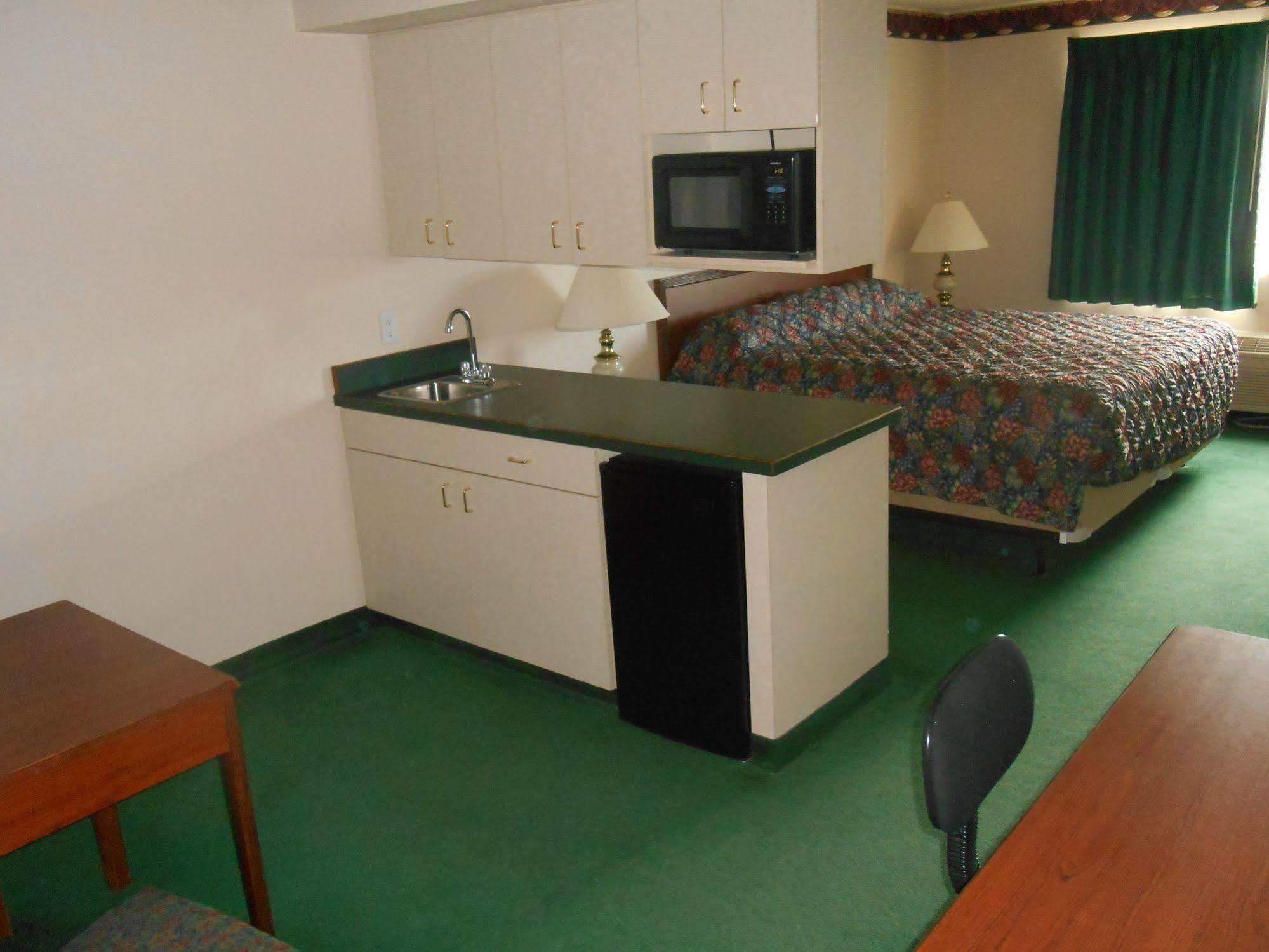 Fairbridge Inn And Suites - Miles City Buitenkant foto